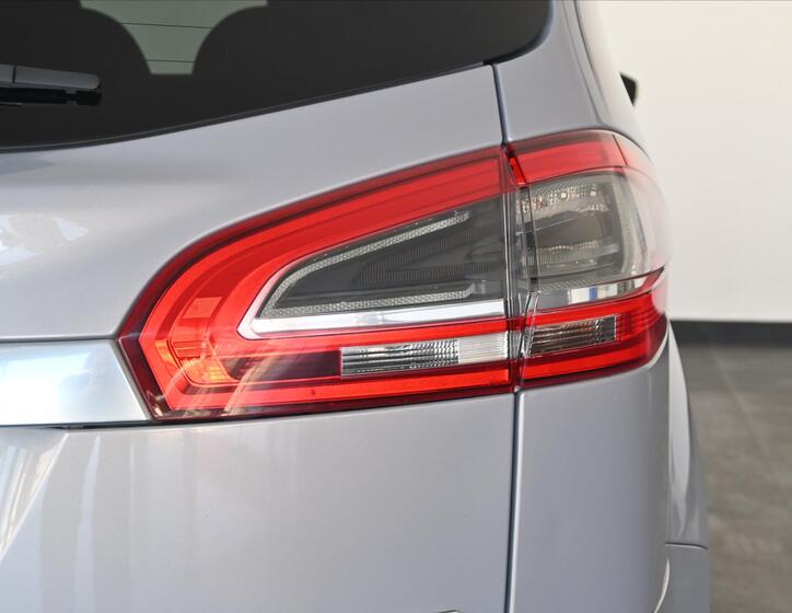 Ford S-MAX 28