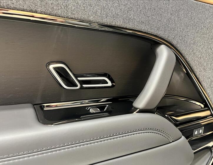 Land Rover Range Rover Sport 30