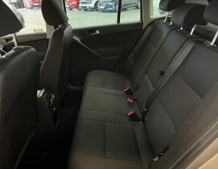 Volkswagen Tiguan 19