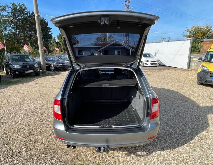 Škoda Superb 14
