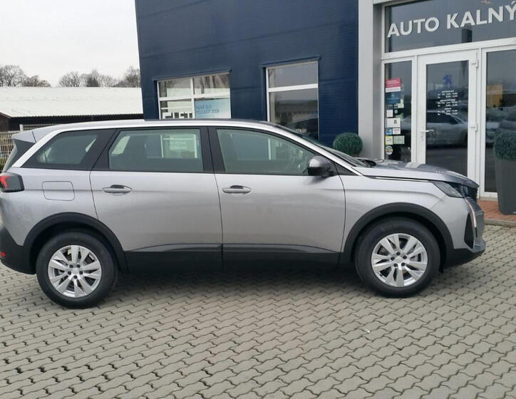 Peugeot 5008 11