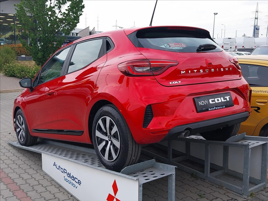 Mitsubishi Colt