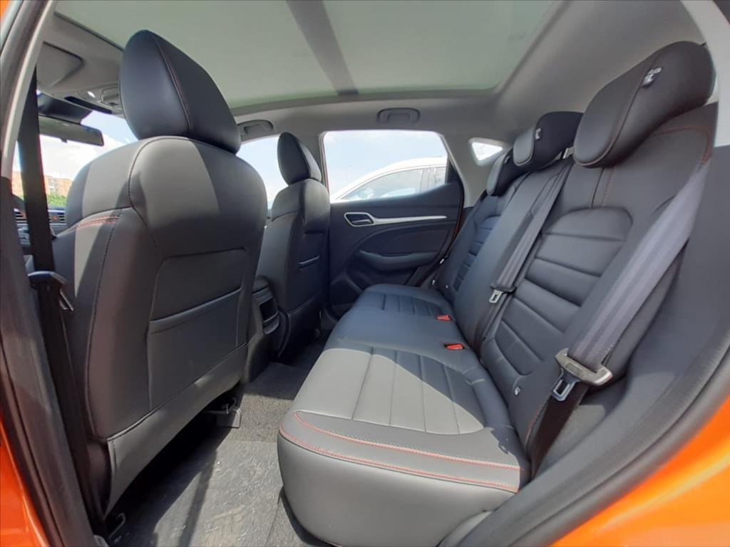MG ZS 10