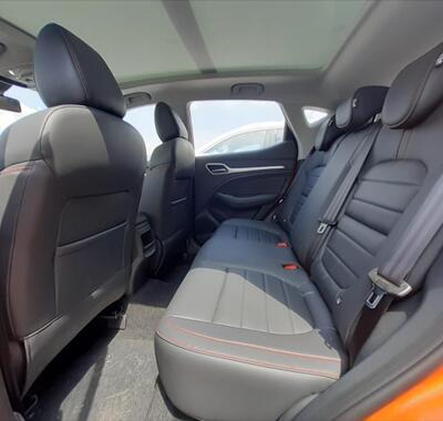 MG ZS 10