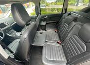 Ford Galaxy 12