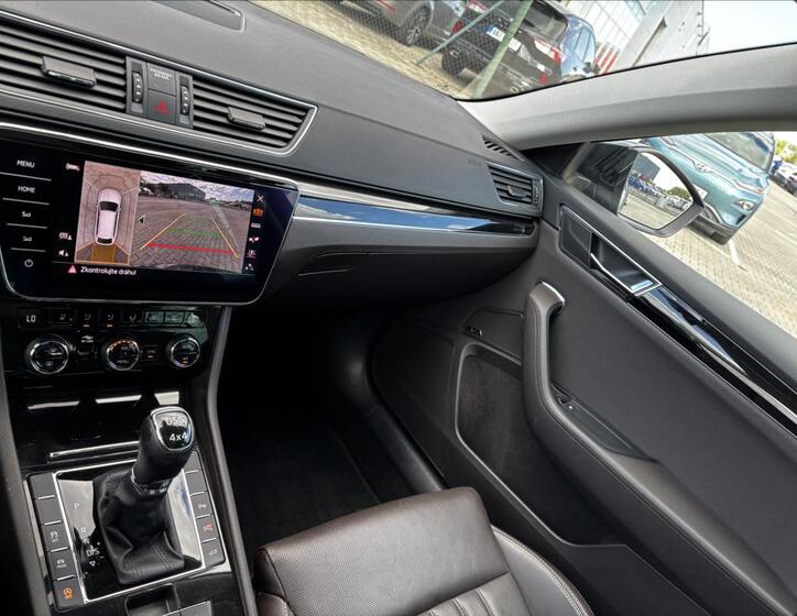 Škoda Superb 42