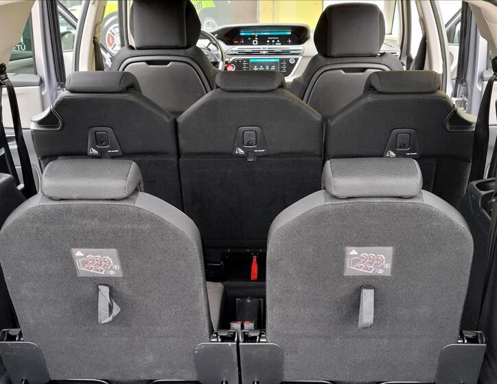 Citroën Grand C4 Picasso 13