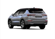 Mitsubishi Outlander 4