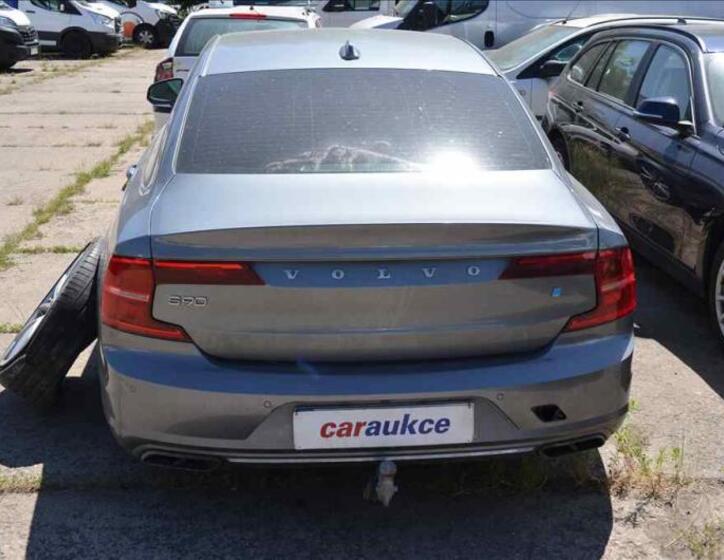 Volvo S90 5