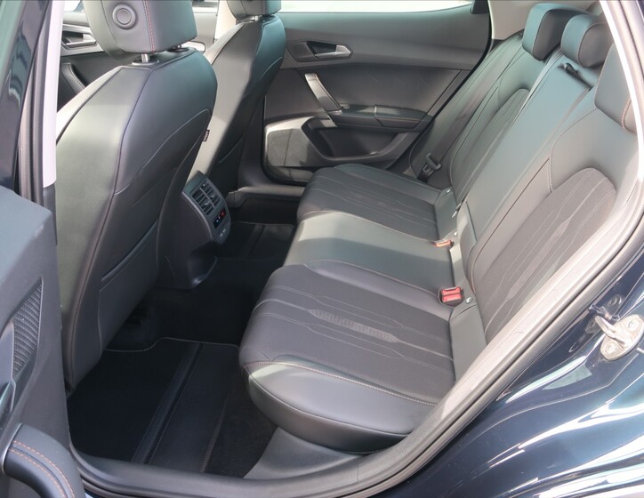 Cupra Formentor 12