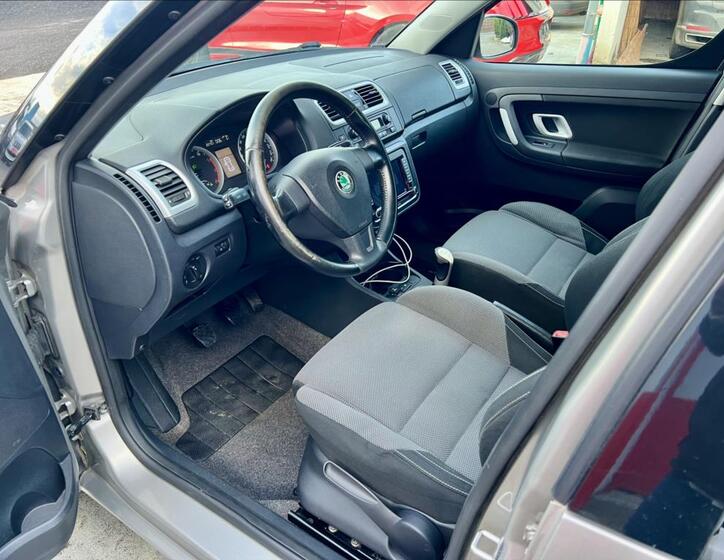 Škoda Roomster 11
