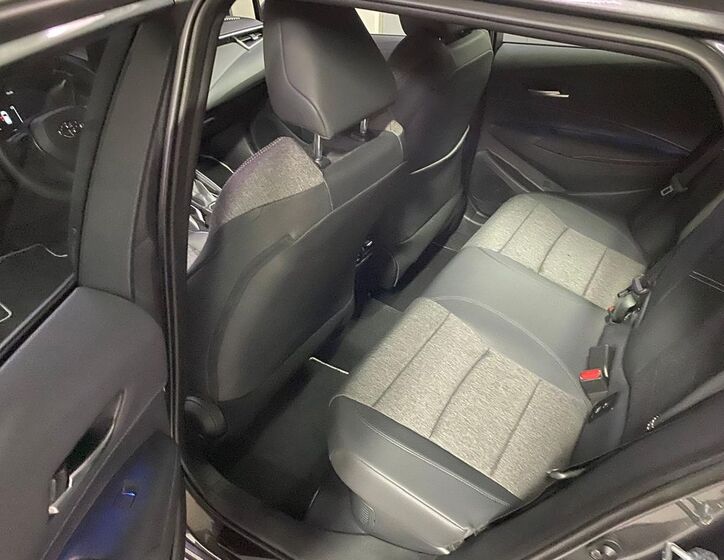 Toyota Corolla 9