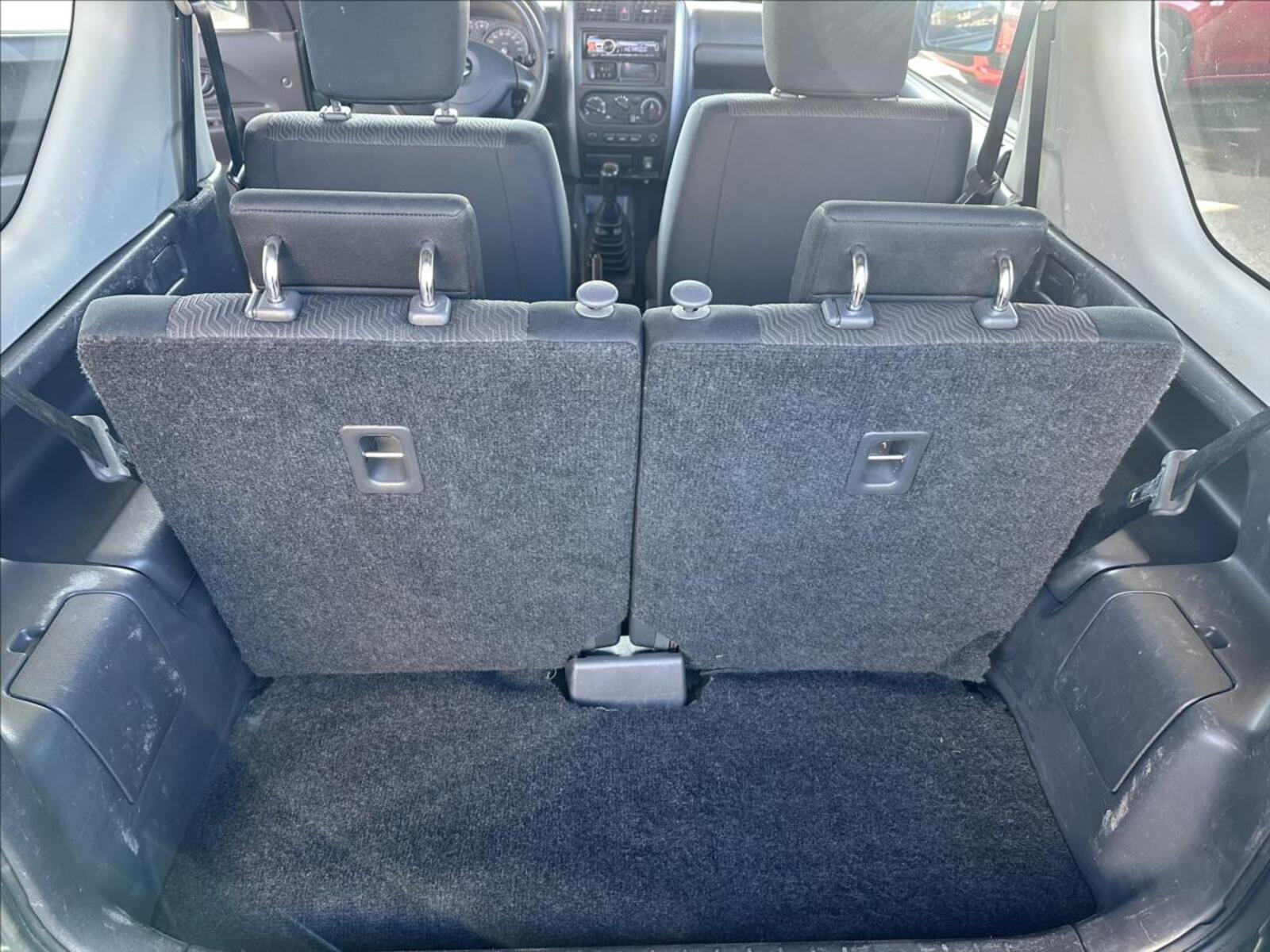 Suzuki Jimny 5