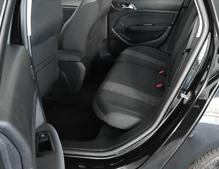 Peugeot 308 10