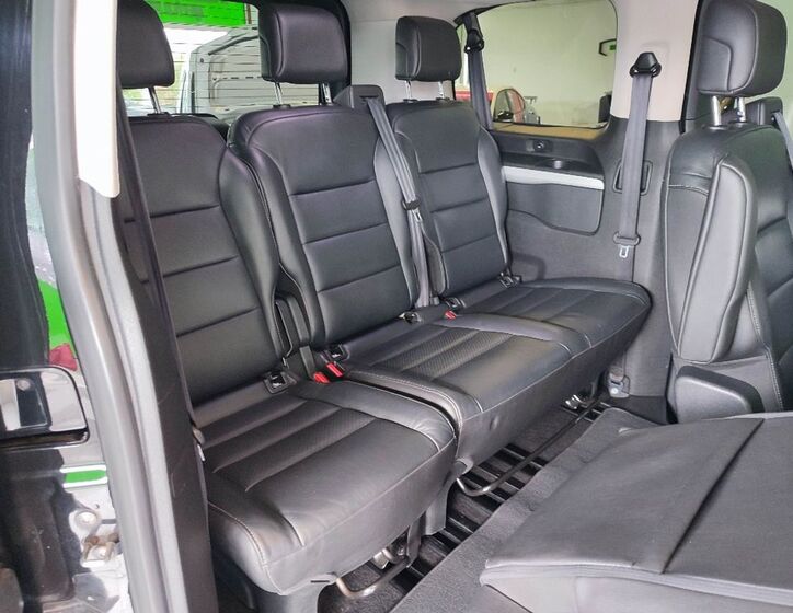 Toyota ProAce 17