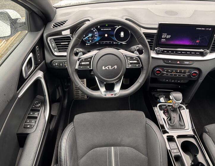 KIA Ceed 8