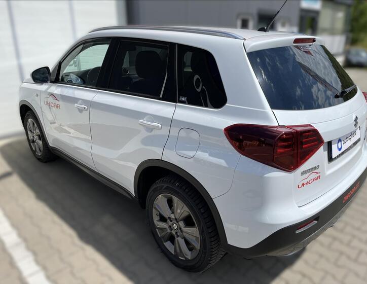 Suzuki Vitara 9
