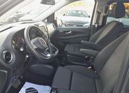 Mercedes-Benz Vito 13