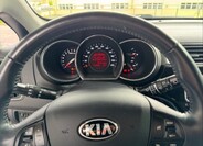 KIA Rio 13