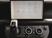 Land Rover Defender 14
