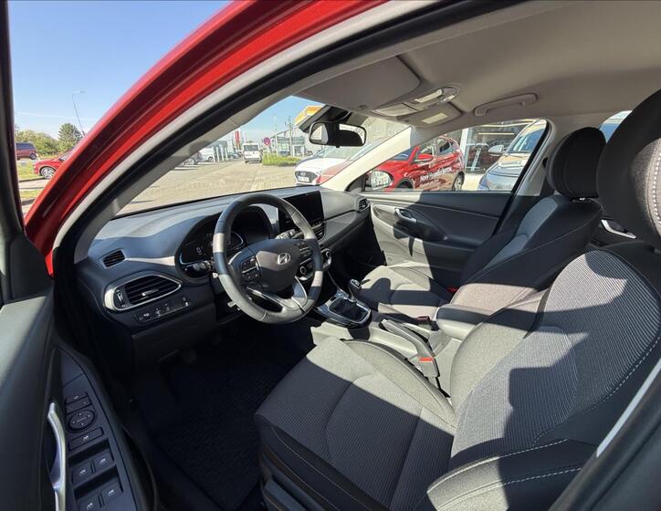 Hyundai i30 5