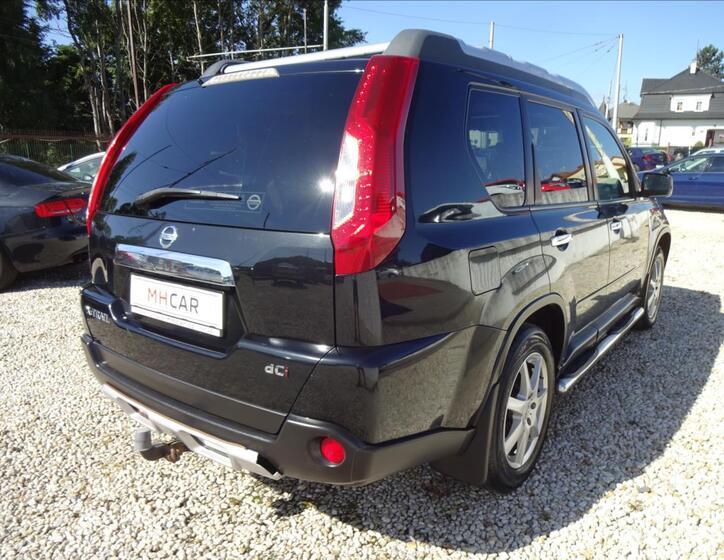 Nissan X-Trail 7