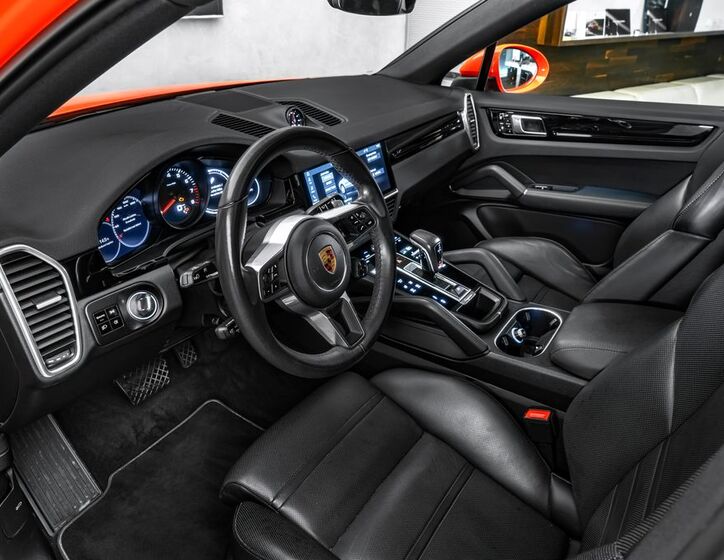 Porsche Cayenne 12