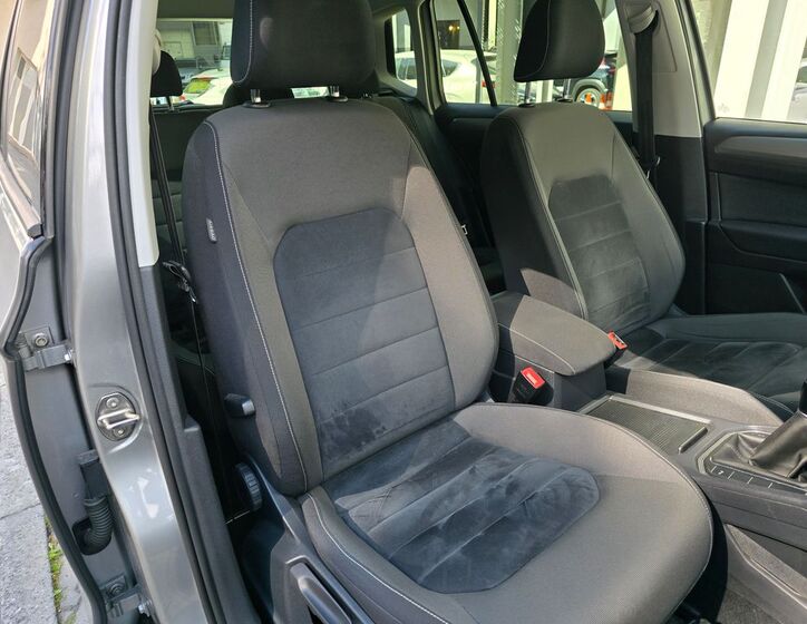 Volkswagen Golf Sportsvan 21