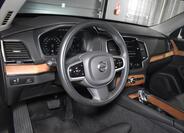 Volvo XC90 13