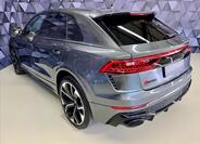 Audi RS Q8 5