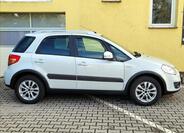 Suzuki SX4 7