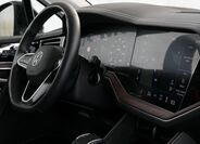 Volkswagen Touareg 12