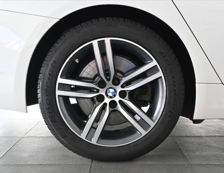 BMW Řada 5 36