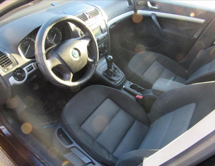 Škoda Octavia 9