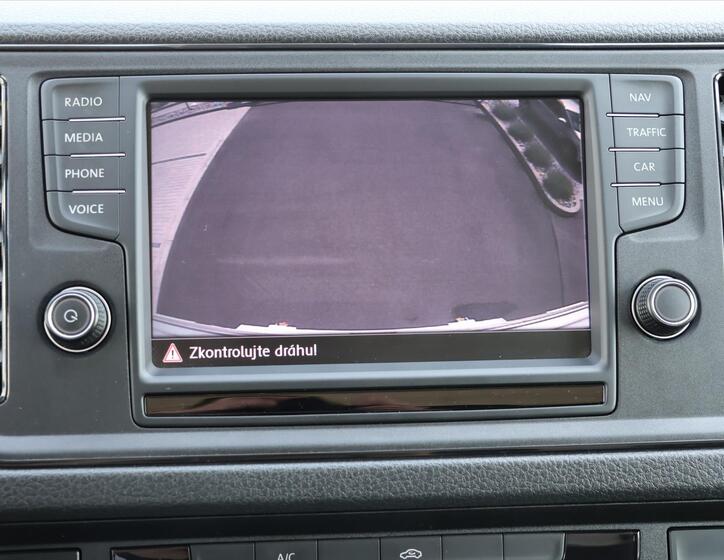 Volkswagen Crafter 27