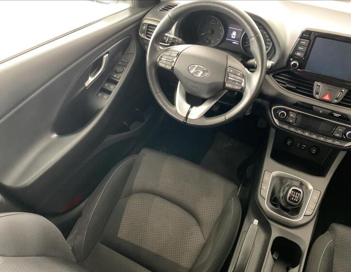 Hyundai i30 17