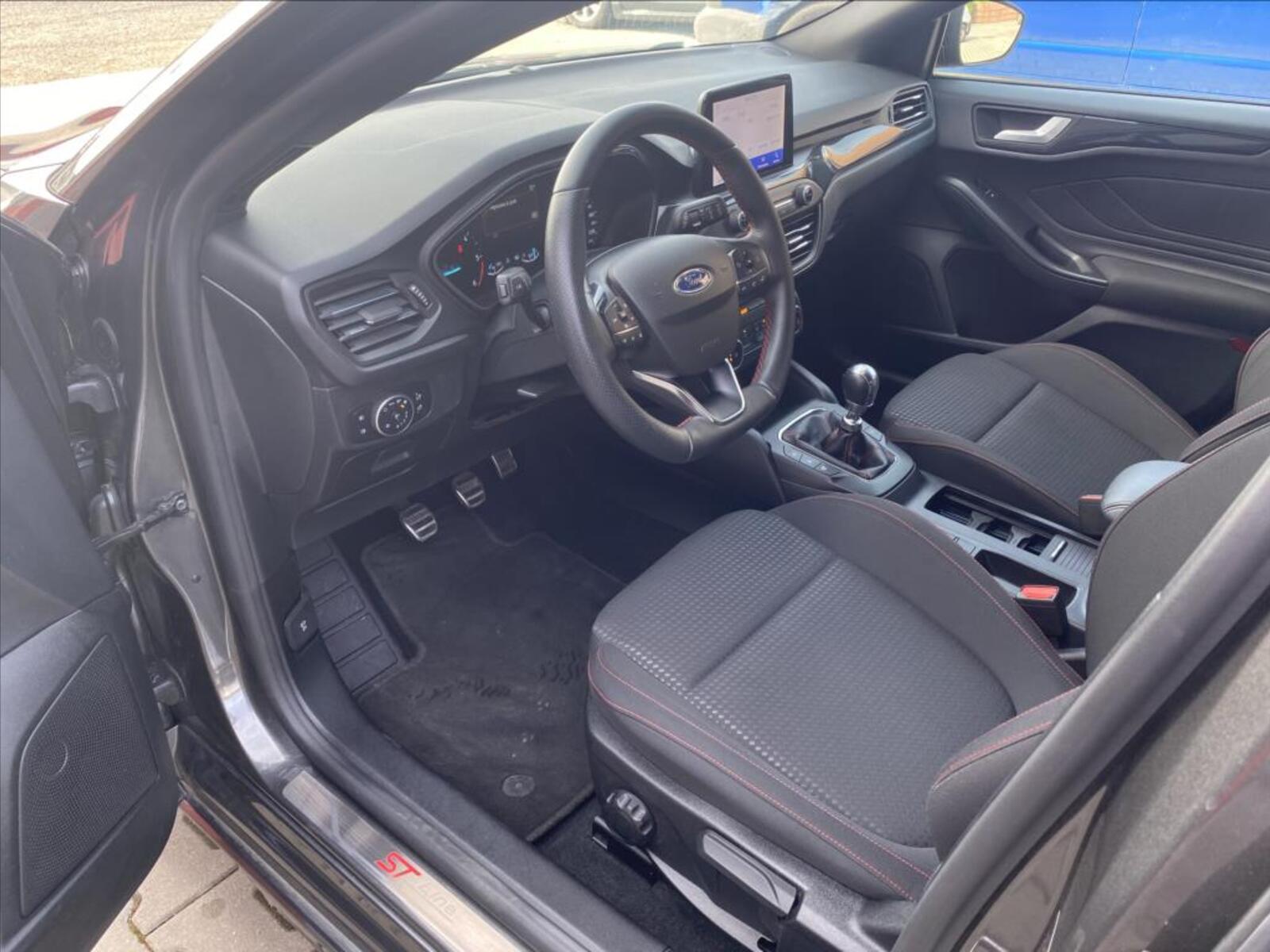 Ford Focus 11