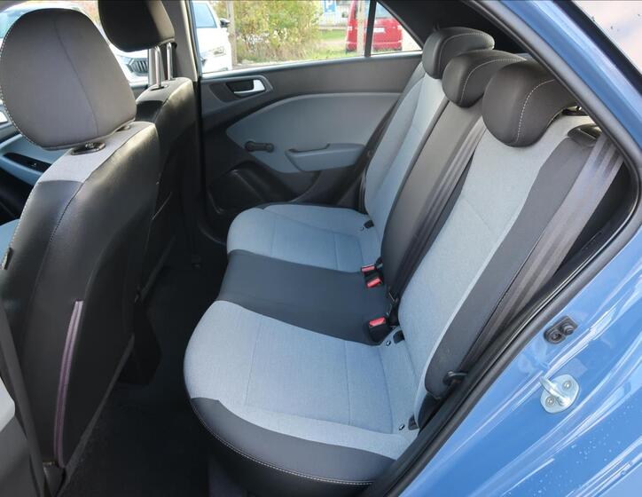 Hyundai i20 17