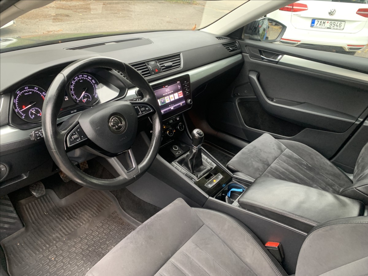 Škoda Superb