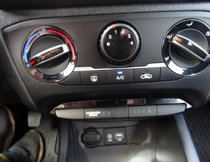 Hyundai i20 22
