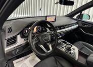 Audi Q7 15