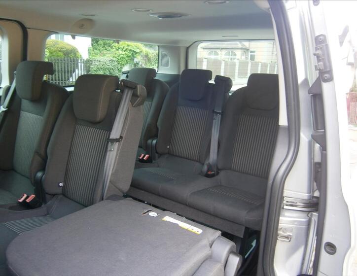 Ford Tourneo Custom 14