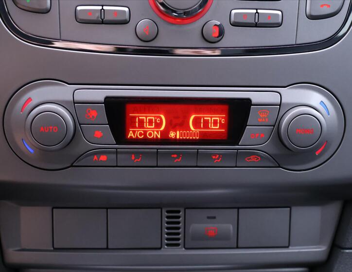 Ford Focus 23