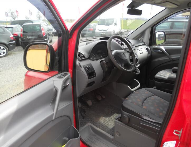 Mercedes-Benz Vito 11