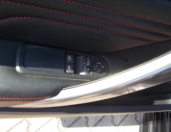 Peugeot RCZ 23