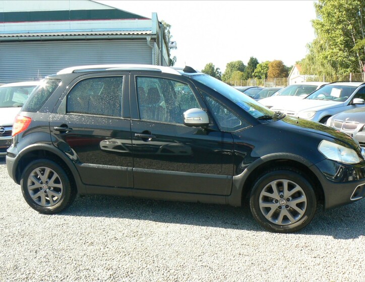 Fiat Sedici 8