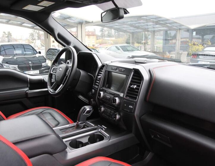 Ford F-150 34