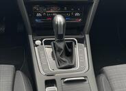 Volkswagen Passat 12
