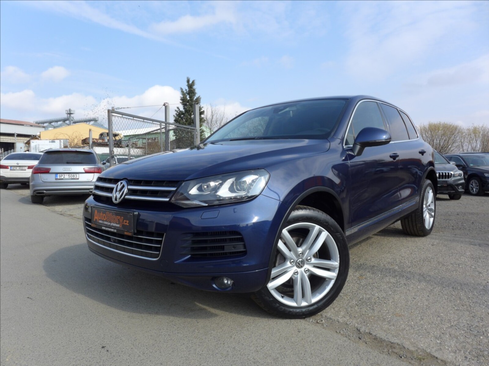 Volkswagen Touareg 1