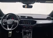 Audi Q3 7